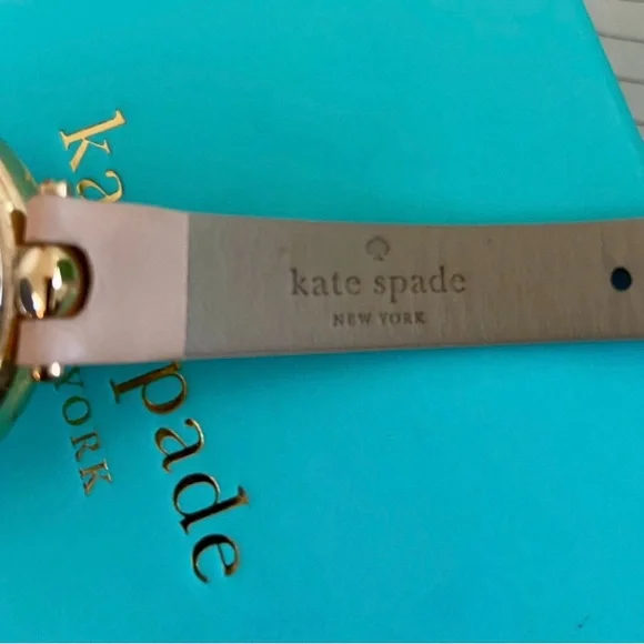 Kate Spade Metro Mother-of-Pearl Analog Leather-Strap Watch - Picture 6 of 9